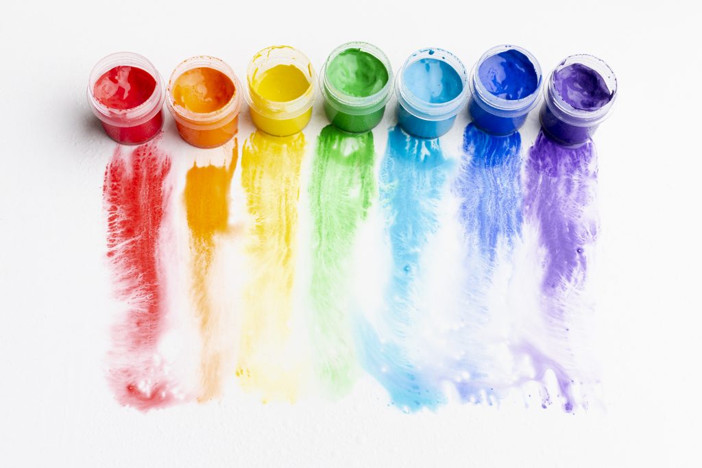 Farbtöpfe